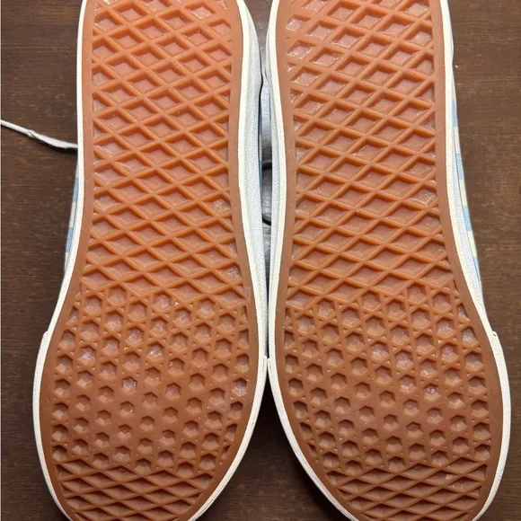 Vans Women's Checkered Sneakers - Light Blue and White Squares with Black Size 9 - Picture 8 of 9